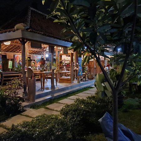 Villa Kayu Джок'якарта Екстер'єр фото