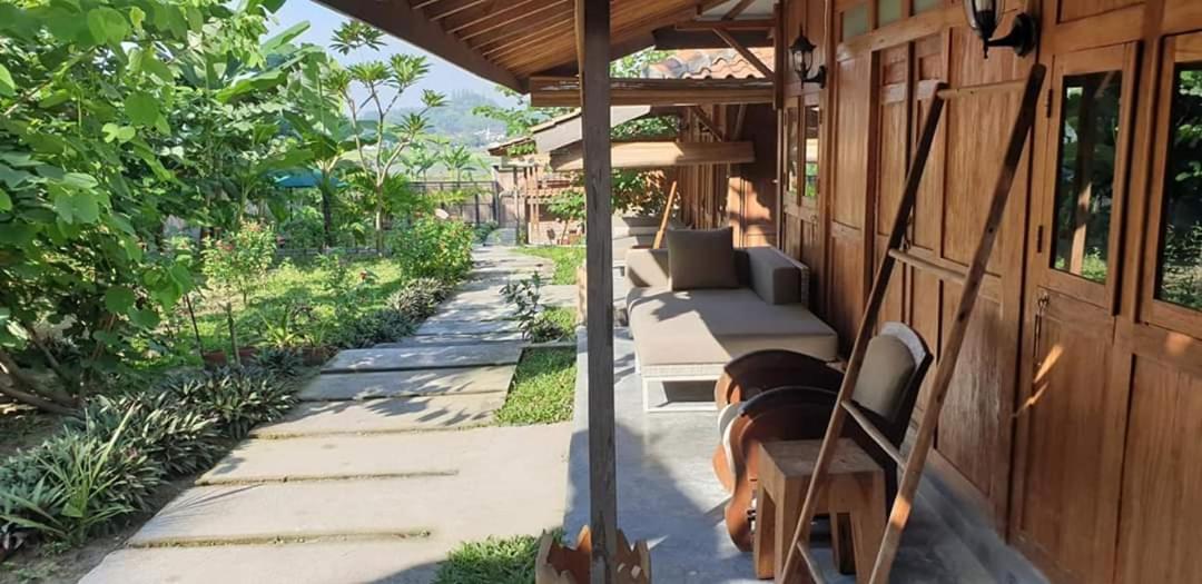 Villa Kayu Джок'якарта Екстер'єр фото